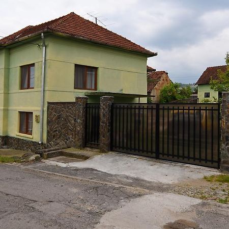 Casa Para Otel Haţeg Dış mekan fotoğraf